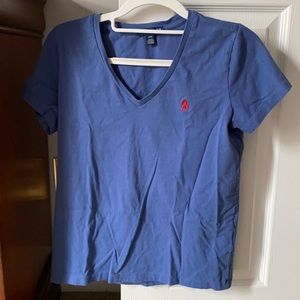 Ralph Lauren v neck t shirt M blue red logo